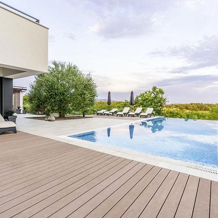 Villa Pedena In Sveta Katarina - Haus Fuer 8-10 Personen Benazici Exteriér fotografie