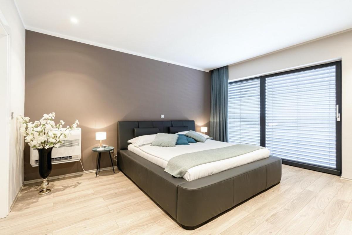 Villa Pedena In Sveta Katarina - Haus Fuer 8-10 Personen Benazici Exteriér fotografie